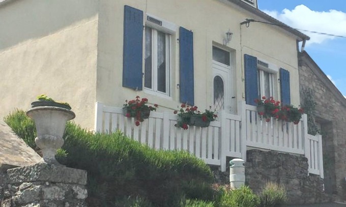 Chateaulin Casa | Homerez - Casa cómoda en Châteaulin con jardín y terraza.