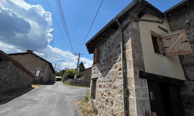 Saint-Romain Casa | Homerez - Casa en Saint-Romain.