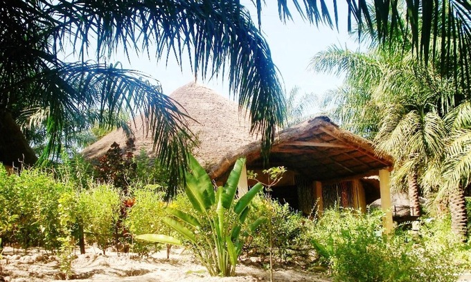 Cap Skirring Casa | Homerez - Spacious house 800 m away from the beach for 6 ppl. with swimming-pool