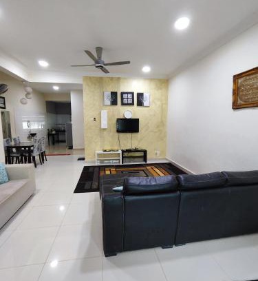 Temerloh Casa | Homestay Temerloh 4 Aircond 4 Bedroom 3 Heater Water Filter Near Bandar Temerloh
