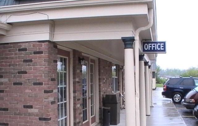 Galion Hotel | Hometown Inn Galion