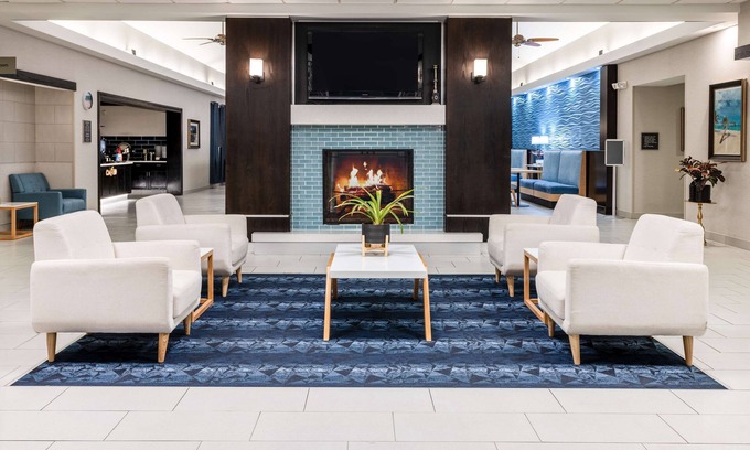 North Greece Hotel | Homewood Suites by Hilton Rochester/Greece, NY