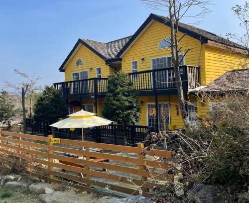 Bongpyeong Casa | Honey Bear Pension