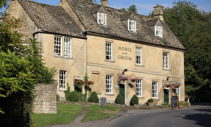 Bourton-on-the-Hill Hotel | Horse and Groom