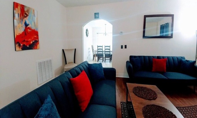 Horse Cave Casa | Horse Cave Cottage (Sleeps 13) Mammoth Cave 9. 4mi