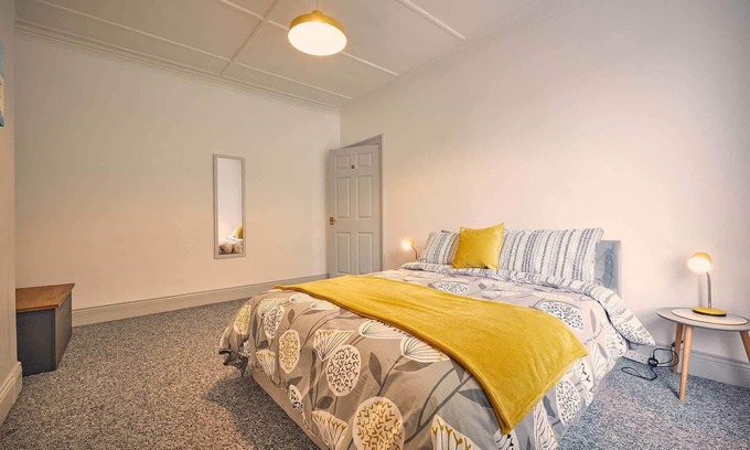 Seaton Delaval Casa | Host & Stay | Silverlinings