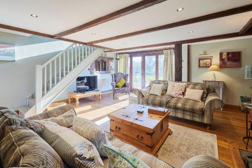 Monmouth Casa | Host & Stay - Tregaer Mill Barn