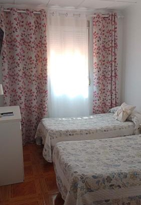 Puertollano Casa | Hostal de la Angelita