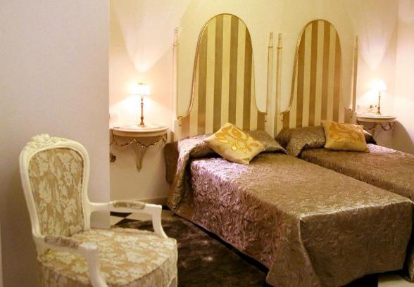 Siguenza Casa | Hostal Mesón Castilla