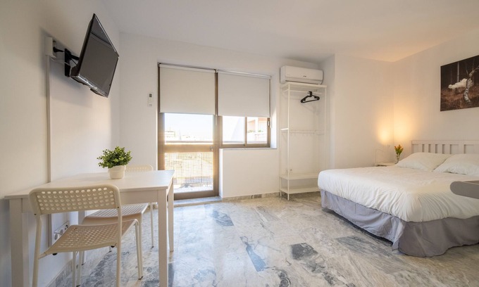 Huelva Apartamento | Hostal Palacio Hotel París - Habitación 6A2