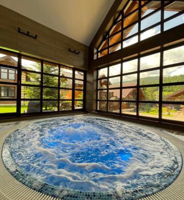 Slavske Villa | Hostynnyy Dvir Apartament Hotel & SPA
