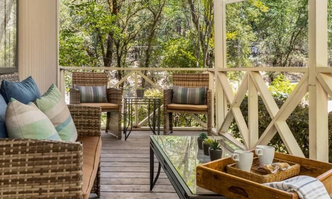 Meadow Vista Cabaña | Hot Tub☀️Horse-Boarding🐴Gameroom🎯Cozy King Cottage