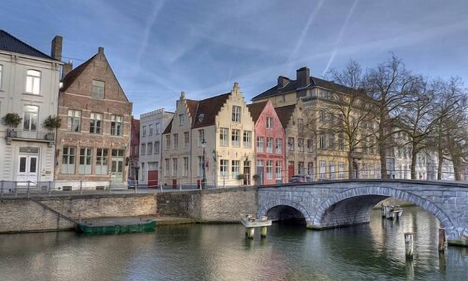 Historical Center Bruges Hotel | Hotel Adornes