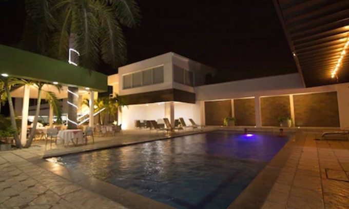 Lázaro Cárdenas Hotel | Hotel Casablanca