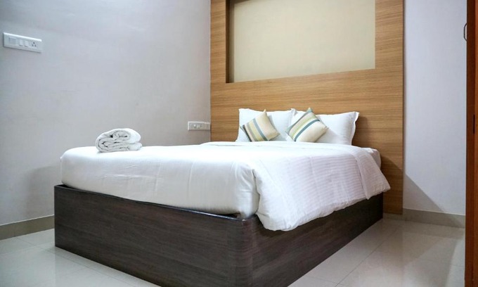 Tiruchirappalli Hotel | Hotel CTS Inn