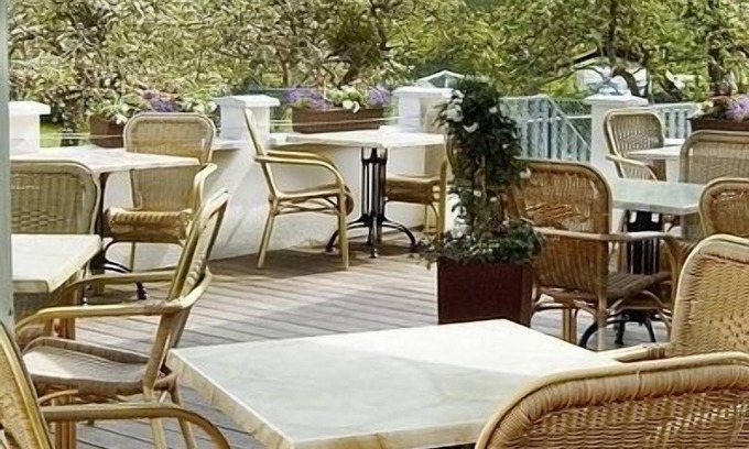 Wallendorf-Pont Hotel | Hotel Dimmer