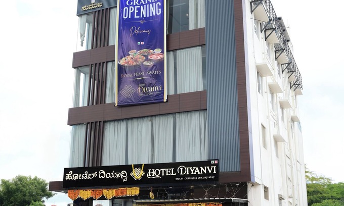 Kuvempu Nagara Hotel | Hotel Diyanvi