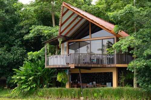 Chilamate Hotel | Hotel Ecopaisajes- Lake-Premier-Resort