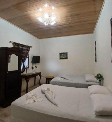 Mombacho Volcano Nature Reserve Hotel | Hotel El Internacional