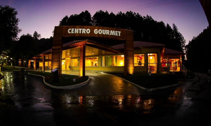 Vitor Hugo Otro | Hotel Fazenda China Park