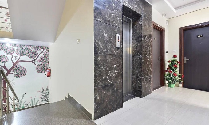 Raja Park Hotel | Hotel Gulab Vatika