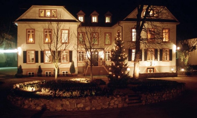 Steinfurth Hotel | Hotel Herrenhaus von Löw