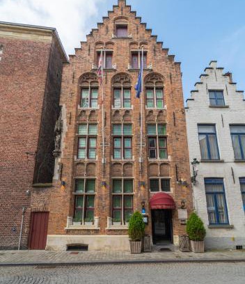 Historical Center Bruges Hotel | Hotel Het Gheestelic Hof by CW Hotel Collection