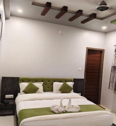 Khattalwada Hotel | Hotel Indrayani