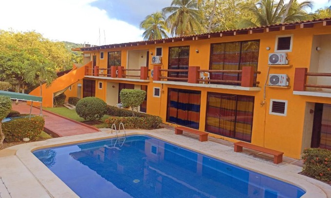 Ixtapa - Zihuatanejo Hotel | Hotel J.B.