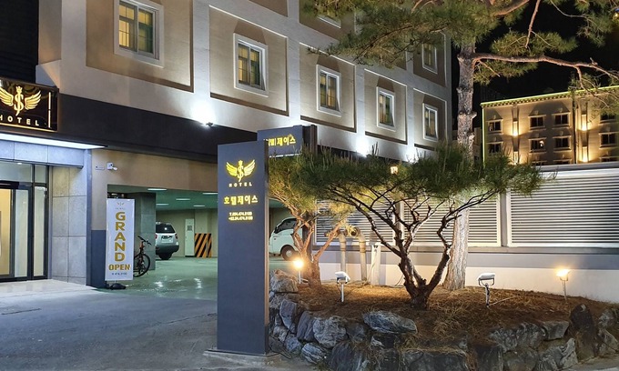 Gumi Hotel | Hotel J's