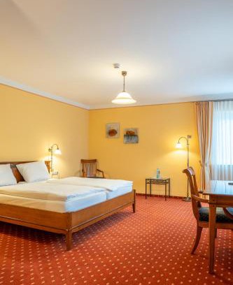 Neuenrade Hotel | Hotel Kaisergarten Neuenrade
