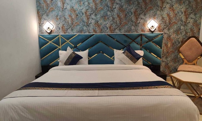 Varanasi Hotel | Hotel Kashi Cottage Varanasi