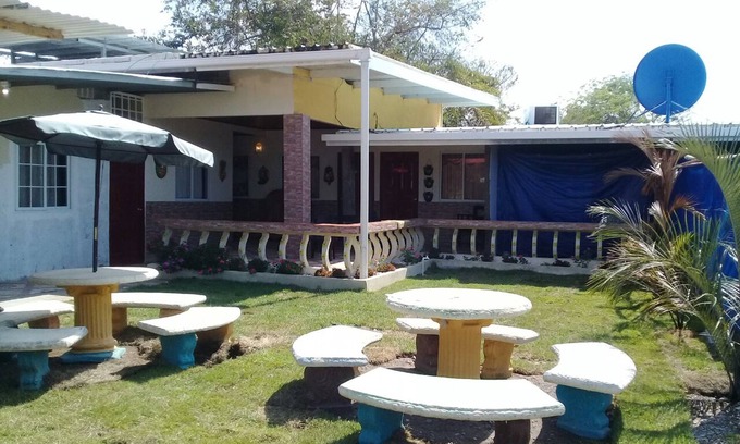 El Jobo Hotel | Hotel Los Troncos