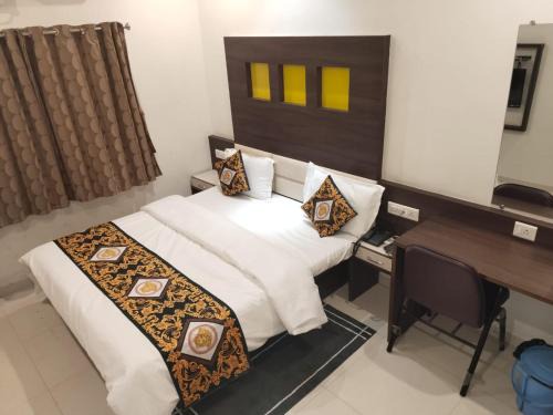 Kalupur Casa | Hotel Marina