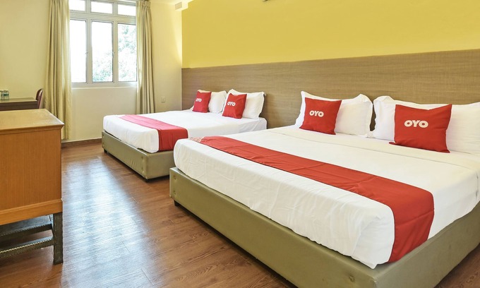 Batu Pahat Hotel | OYO 44036 Hotel De Perdana Hill