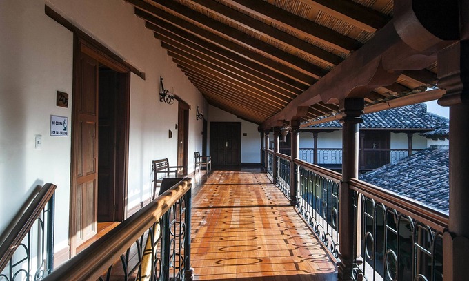 Granada Hotel | Hotel Plaza Colon