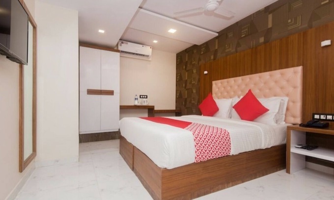 Chandivali Hotel | Hotel Qubestay Airport
