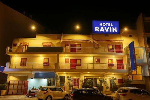 Mahipalpur Hotel | Hotel RAVIN IGI AIRPOT NEW DELHI MAHIPALPUR