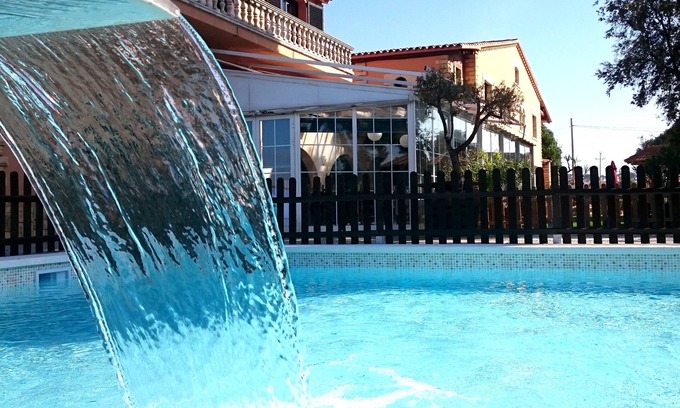 Banyeres del Penedés Hotel | Hotel Restaurant El Bosc