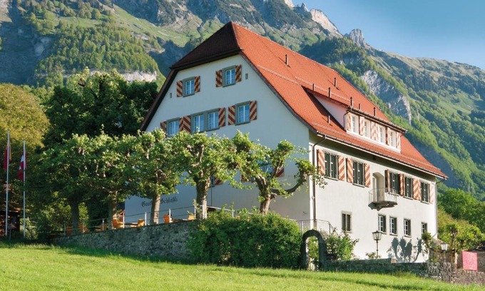 Sennwald Hotel | Hotel Restaurant Schlössli Sax