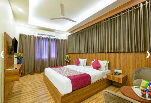Vasant Kunj Hotel | Hotel Rosewood New Delhi & Free Airport Drop