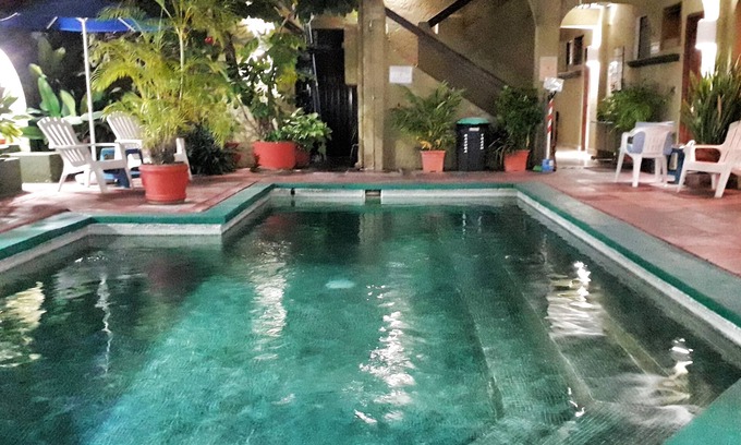 Centro Hotel | Hotel Solimar Inn Suites