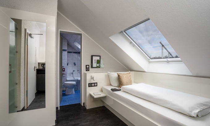 Darmstadt-Eberstadt Hotel | Hotel Stadt Heidelberg