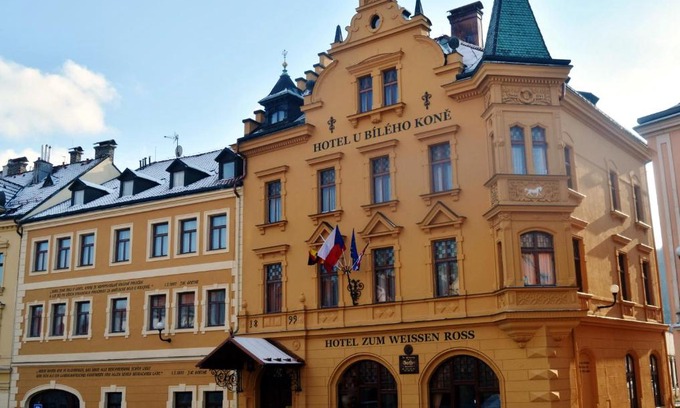 Loket Hotel | Hotel U Bílého koně