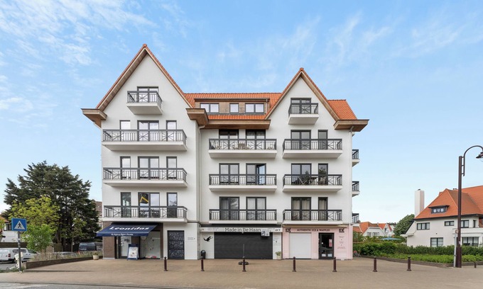 De Haan Apartamento | Hotel Van Brugge D2 - Beautiful 2 bedroom apartment - view on park "La Potinière".