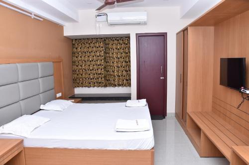 Madurai Hotel | Hotel Vijay Krishna