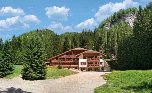 Canazei Hotel | Hotel Villetta Maria Cottage