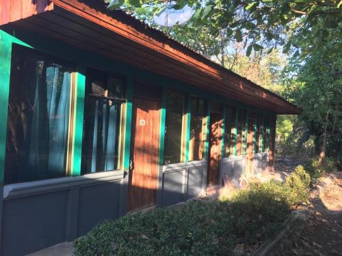 Santa Barbara Otro | Hotel y restaurante Maktub