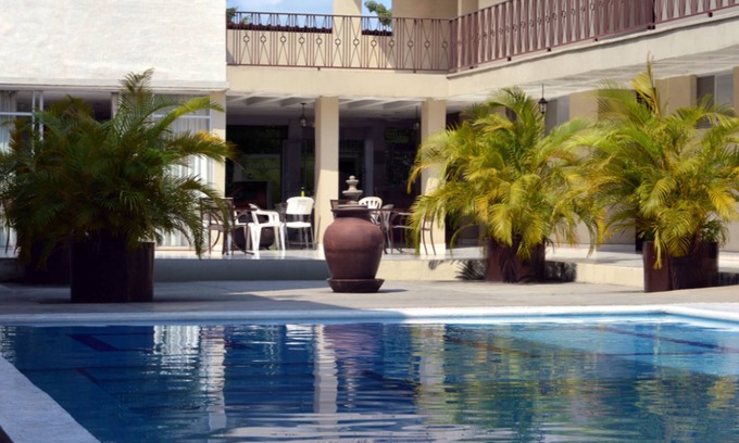 Lázaro Cárdenas Hotel | Hotel Zirahuen