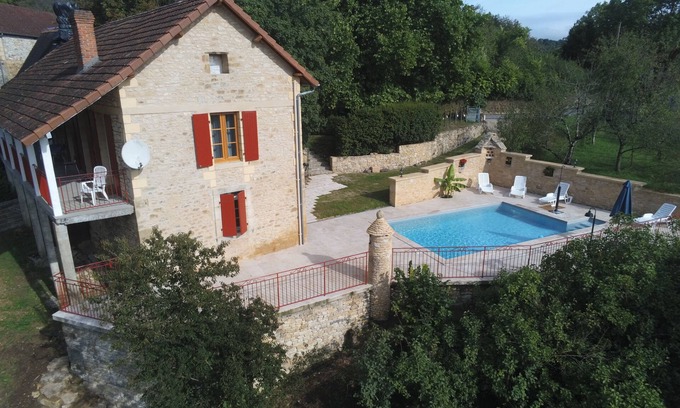 Thenon Casa | House